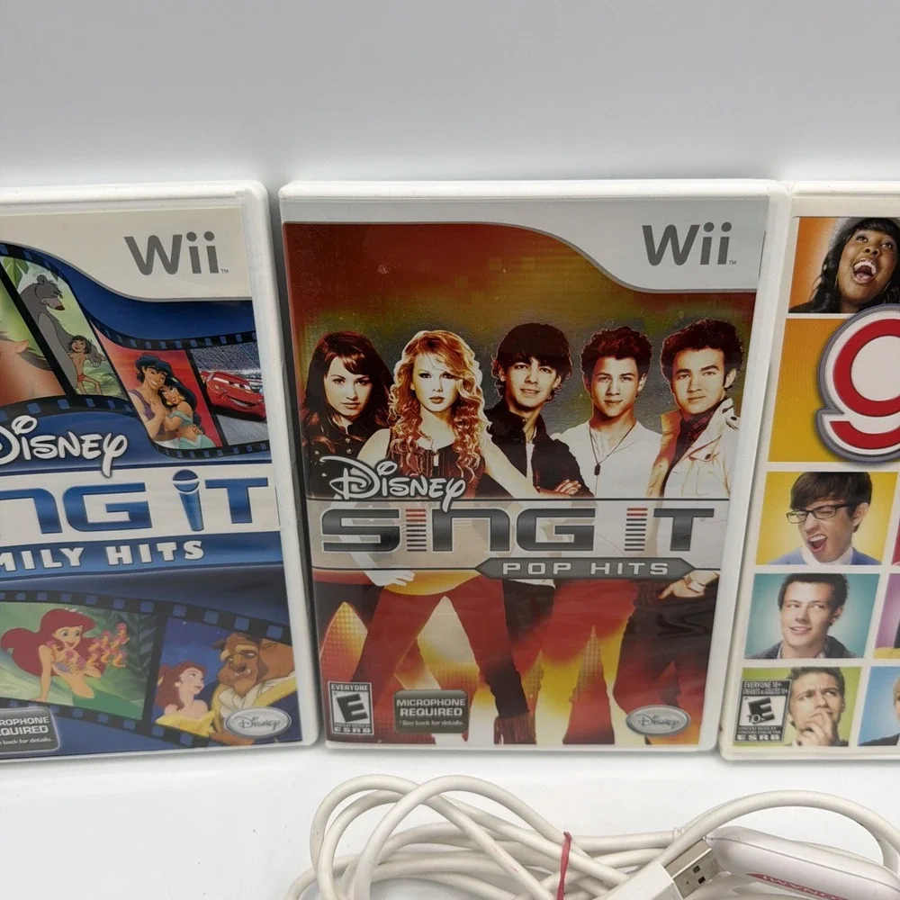 Disney Sing It: Family Hits (Wii) Glee Pop Hits With Microphone TESTED